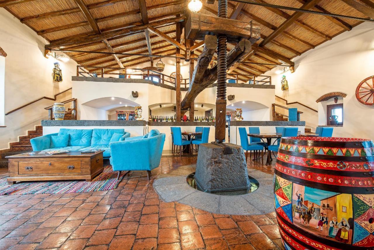 Etna Quota Mille Boutique Hotel, Typical Sicilian Food & Wine Randazzo Buitenkant foto